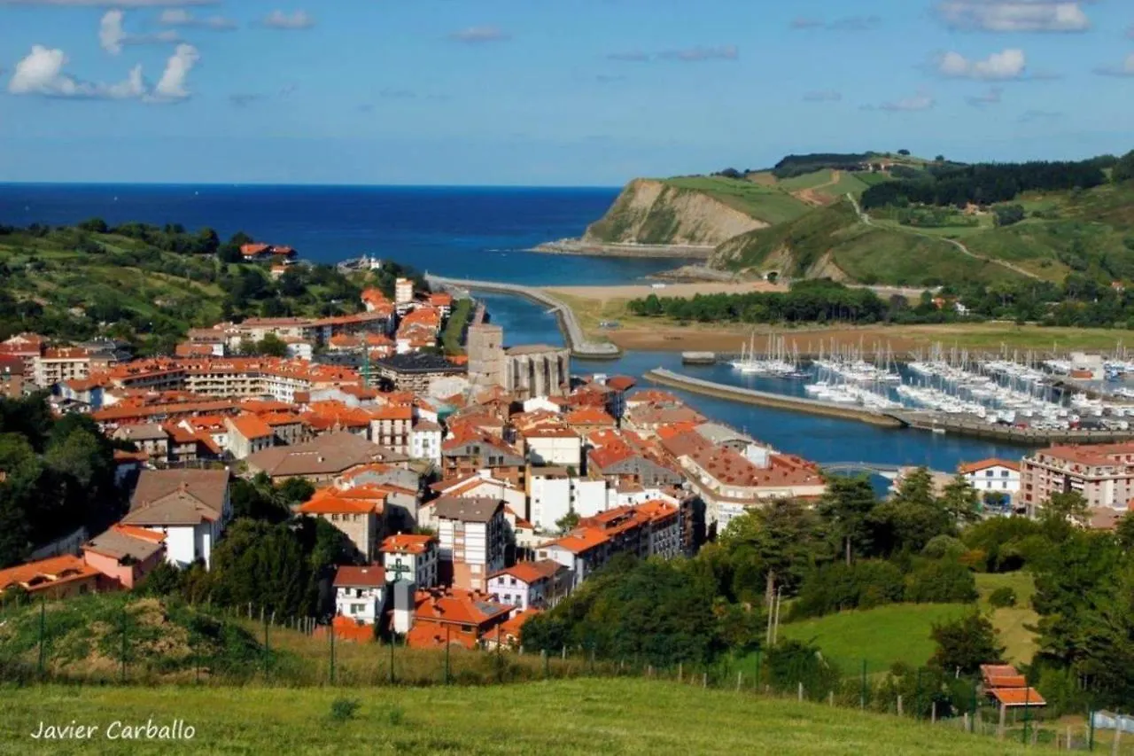 Endaneta Berri Daire Zumaia 0*,  İspanya
